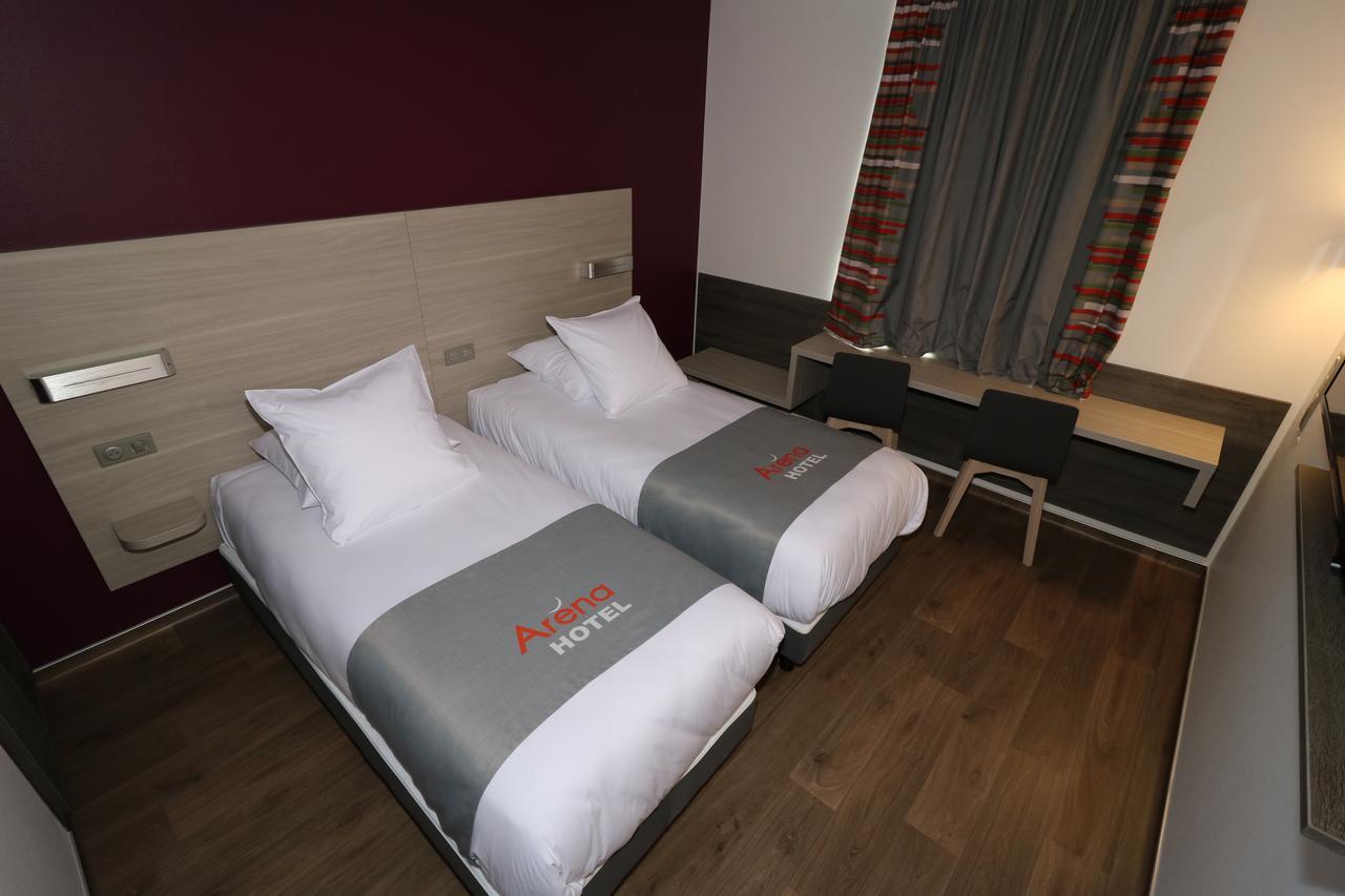 Hotel Arena ตูลูส ภายนอก รูปภาพ