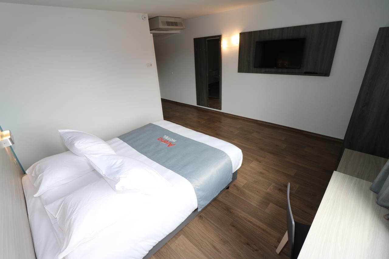 Hotel Arena ตูลูส ภายนอก รูปภาพ