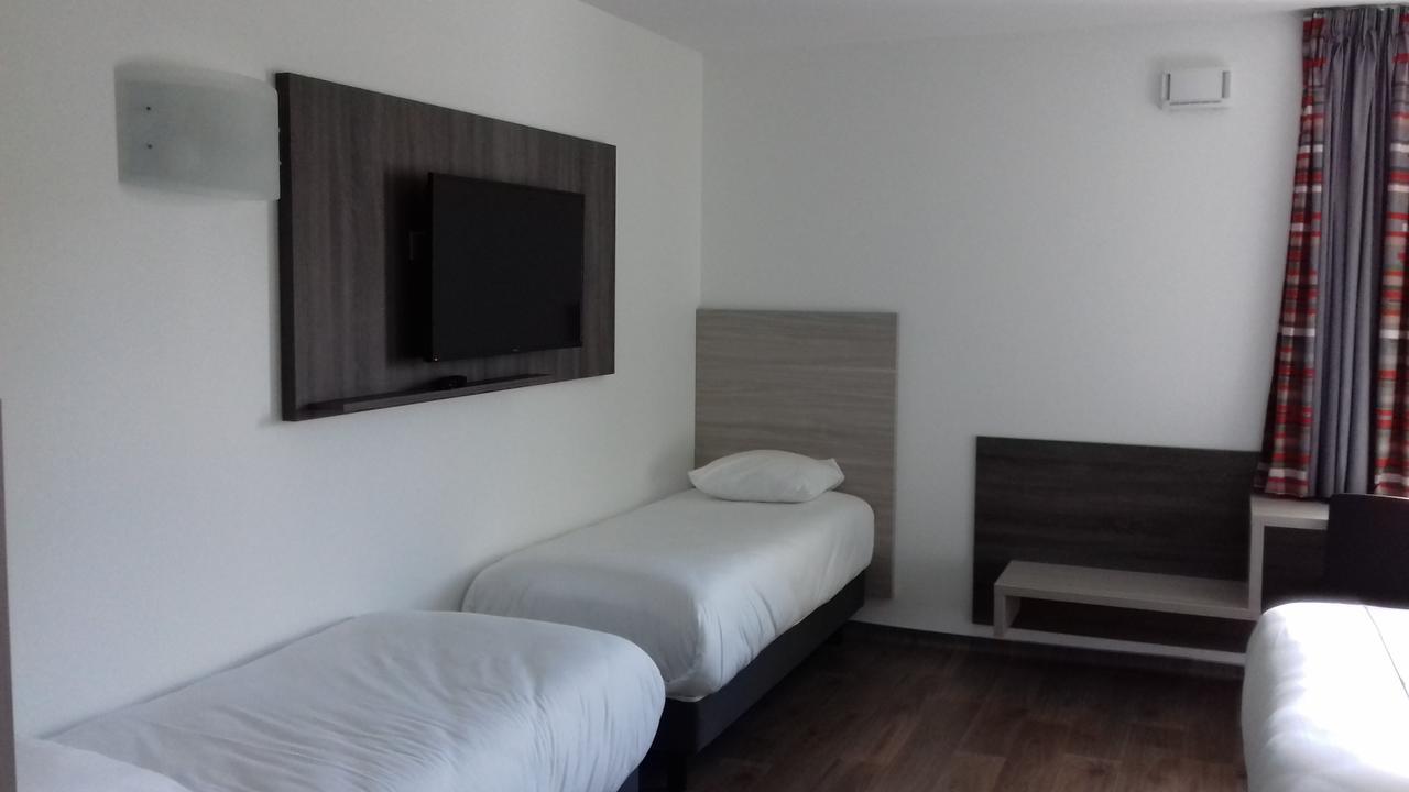 Hotel Arena ตูลูส ภายนอก รูปภาพ