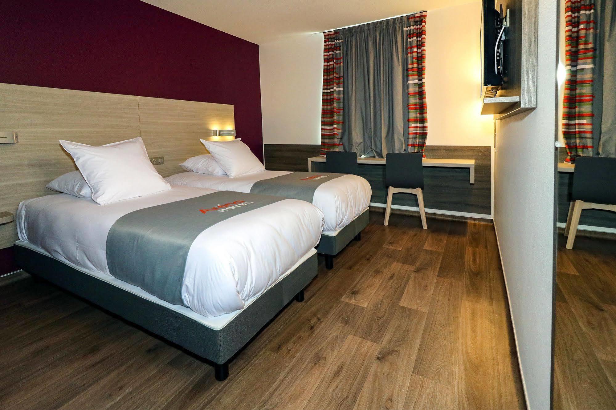 Hotel Arena ตูลูส ภายนอก รูปภาพ